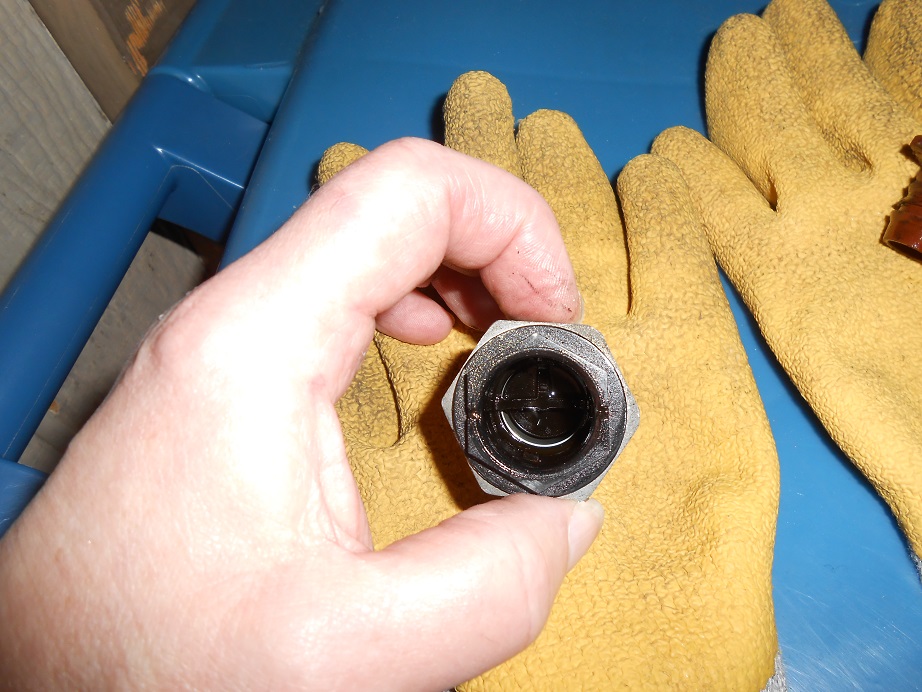 HOW TO Replace the PCV Valve on (Some) 2007 and up Jeep Liberty Jeep Liberty Forum JeepKJ